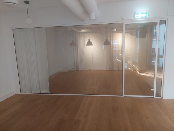 Hovedbilde Glassvegg med glassdør – 5 meter, 5 elementer