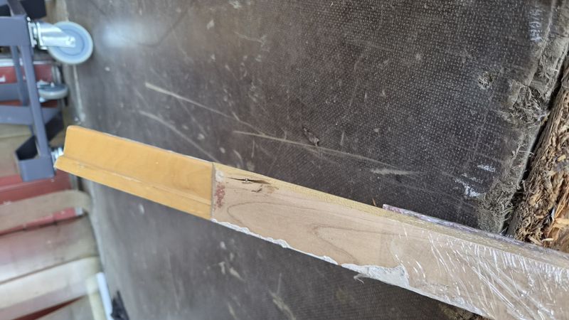 Pakke - Fotlist 12x45 mm bjørk – ca. 8 løpemeter | Heltre listverk