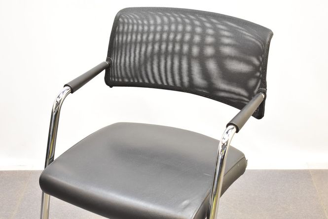 Hovedbilde Sitland stol med luftig mesh rygg
