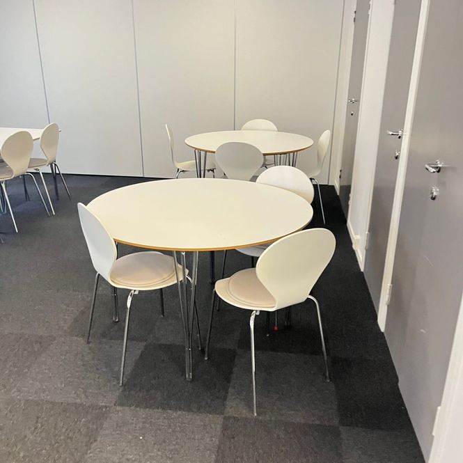 Hovedbilde Rundbord Ø120cm, Hvit - Brukt!