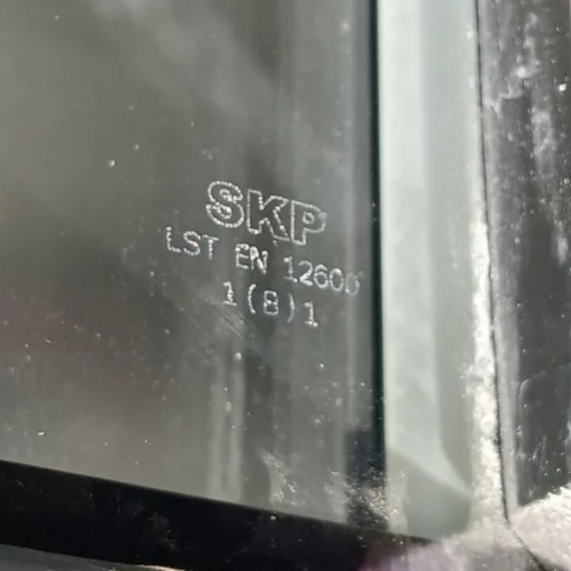 Pilkas SKP dobbel isolert sikkerhetsglassmodul sort ramme